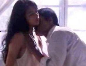 赤裸天使,探寻人性与信仰的边缘